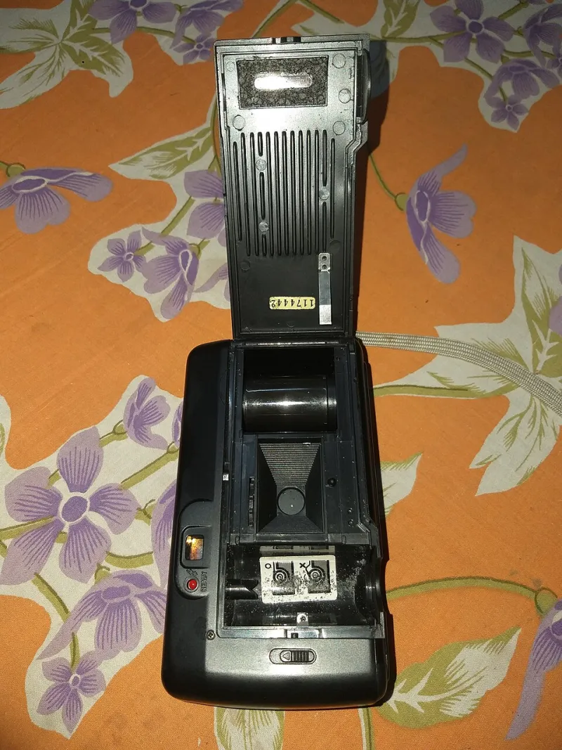 Click, Clunk, Whirr: The Mechanical Music That Makes Film Photography Feel Alive